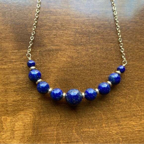 Gorgeous Lapis and 14kt Yellow Gold Graduated Beaded Necklace - Picture 3 of 6